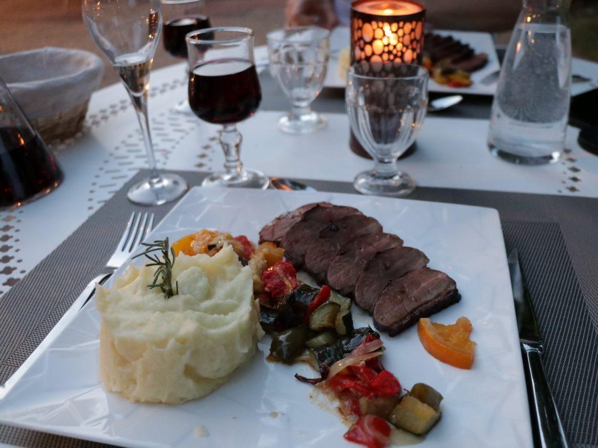 Demeures Et Chateaux Hotel L'Hermitage 페른느 레 퐁텐느 외부 사진