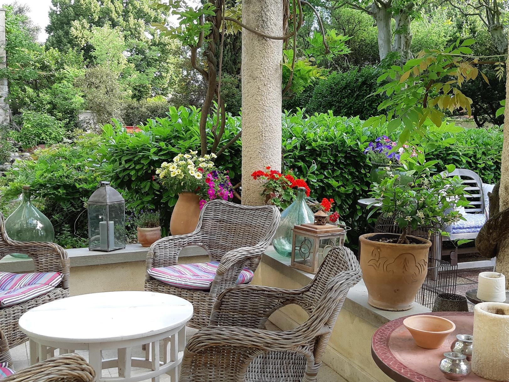 Demeures Et Chateaux Hotel L'Hermitage 페른느 레 퐁텐느 외부 사진