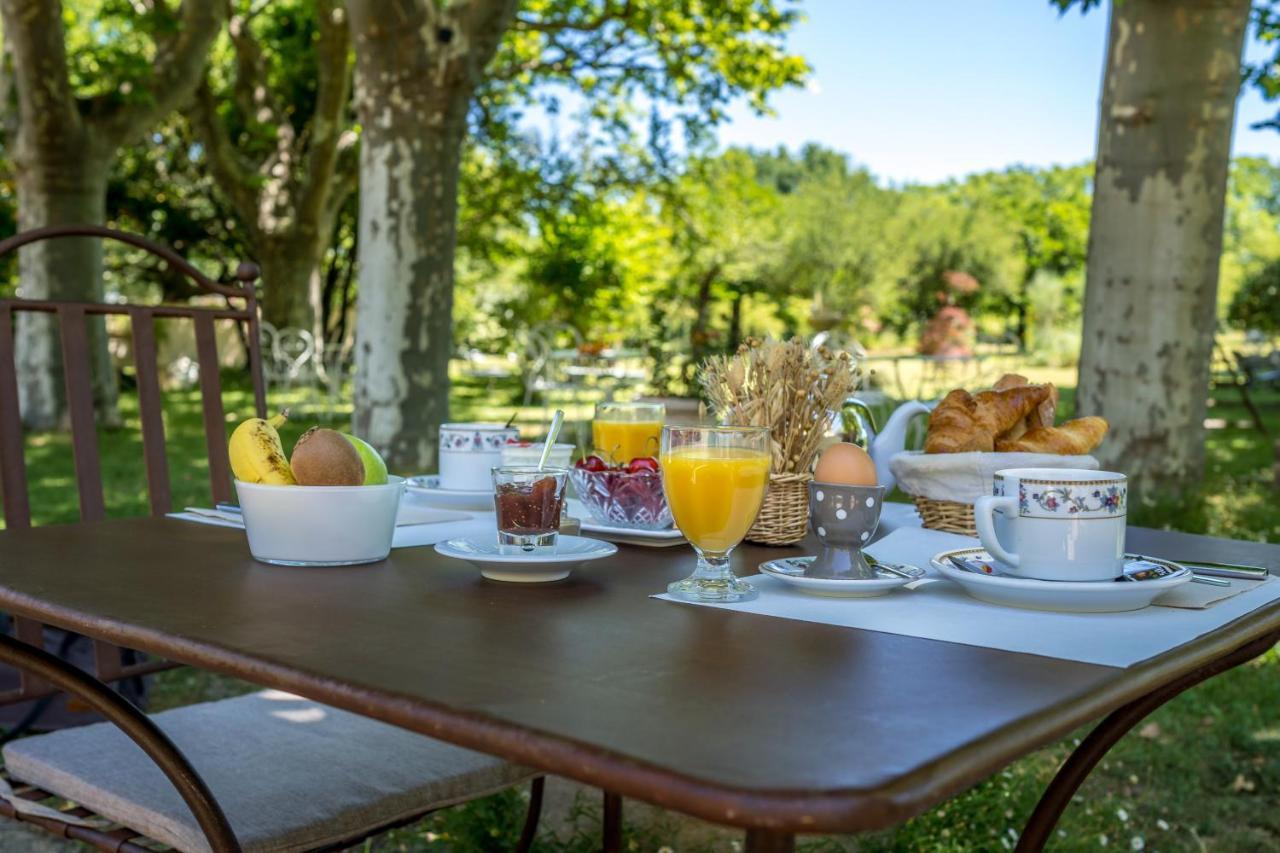 Demeures Et Chateaux Hotel L'Hermitage 페른느 레 퐁텐느 외부 사진