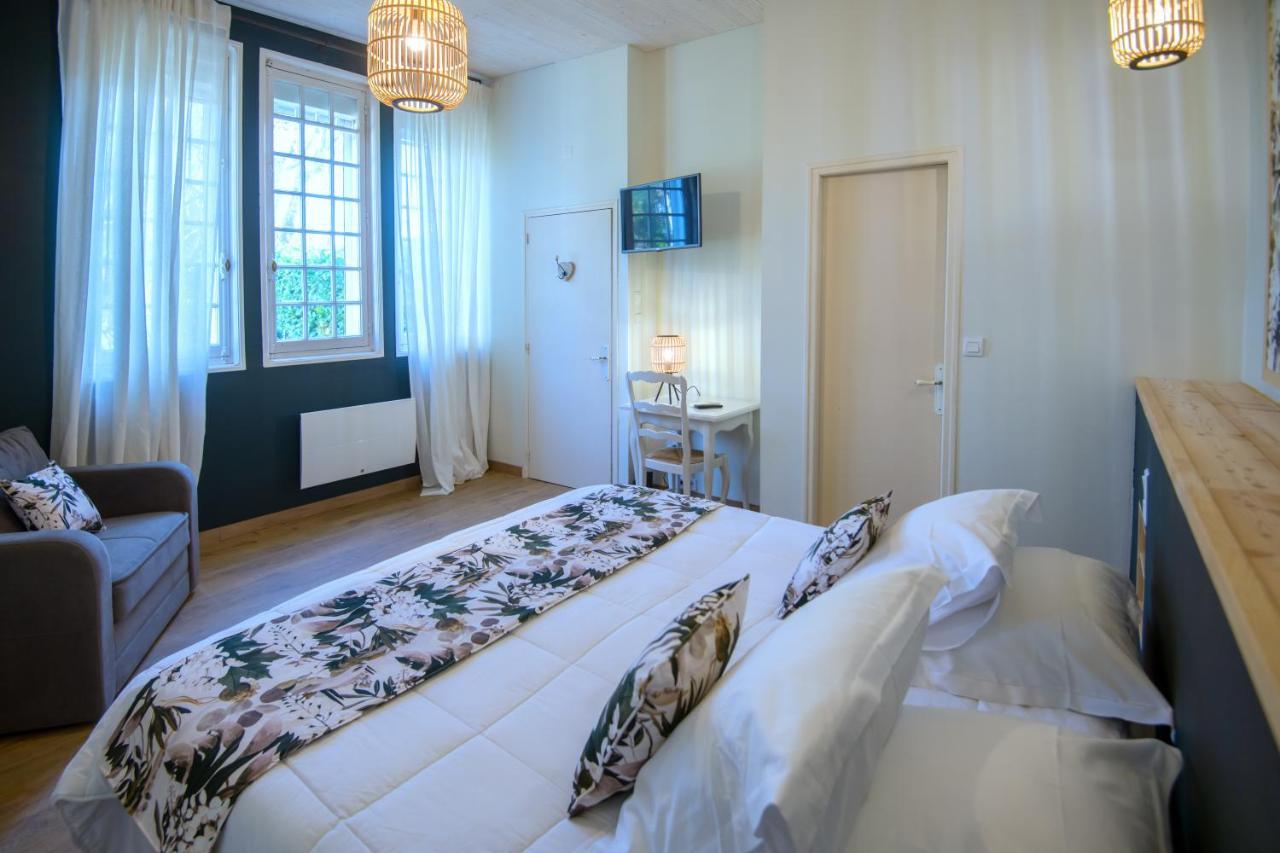 Demeures Et Chateaux Hotel L'Hermitage 페른느 레 퐁텐느 외부 사진