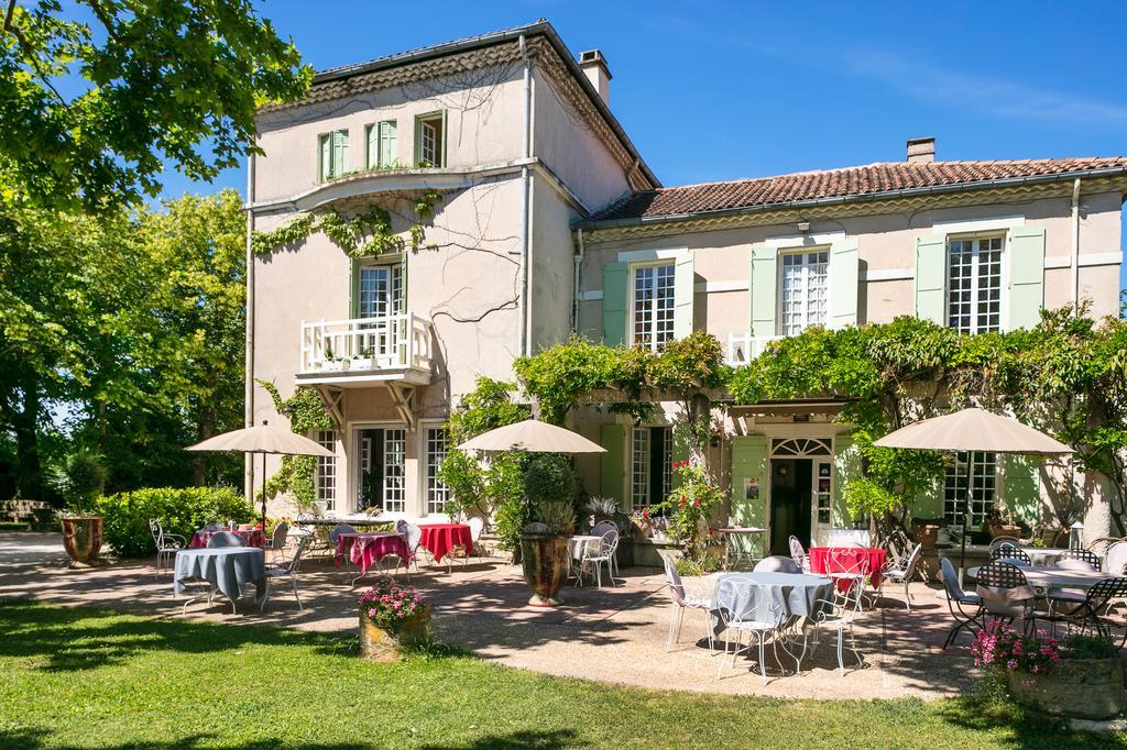 Demeures Et Chateaux Hotel L'Hermitage 페른느 레 퐁텐느 외부 사진